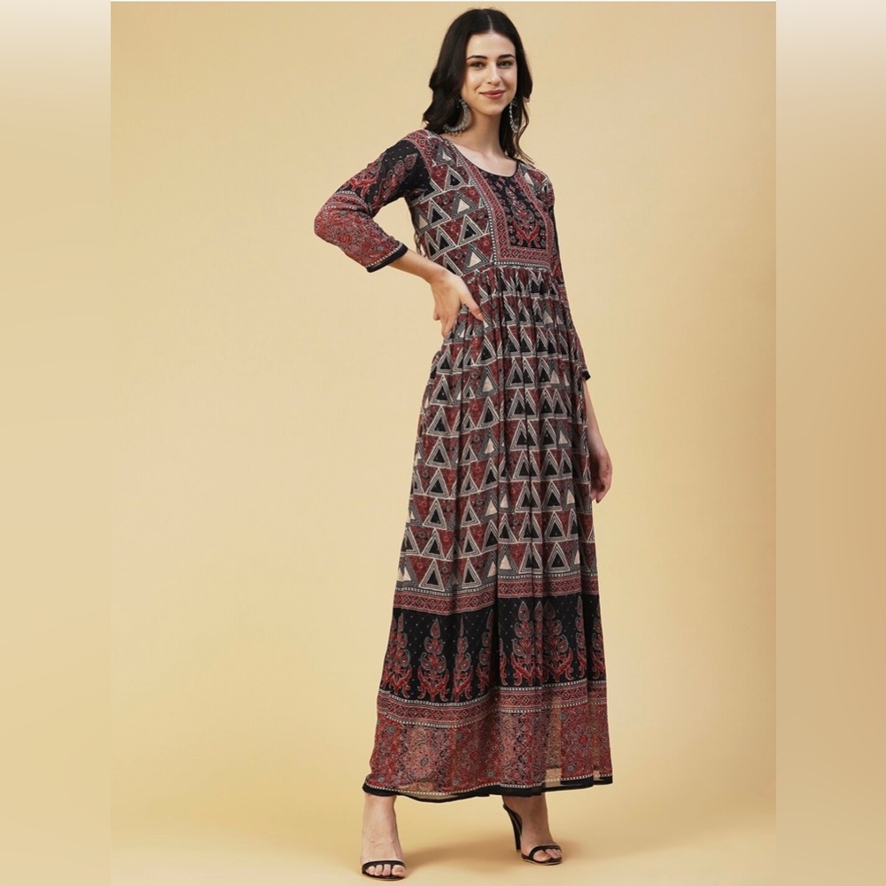 Maxi dress - Picture 4 of 6
